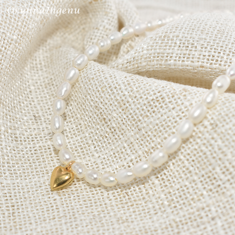 14K Gold Filled Natural Pearl  - Charm Necklace Dainty recension och pris