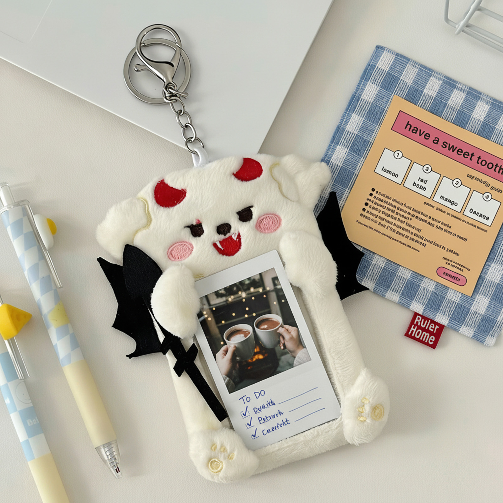 Plush Angel Devil Keychain Cut - Women Accessories Holder recension och pris